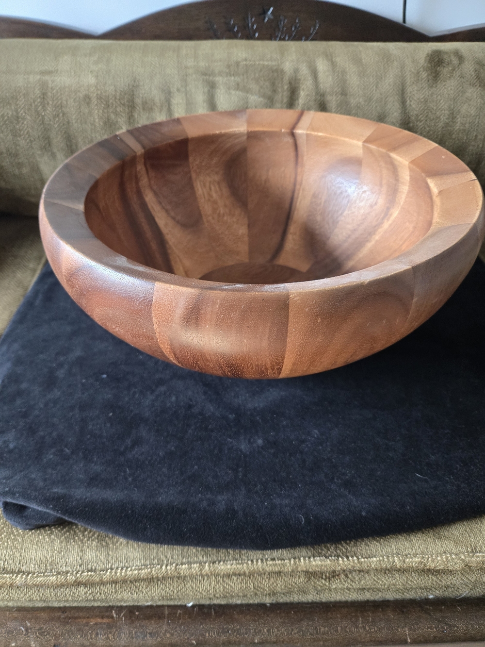 Large wooden Nambe 13" x 7" bowl